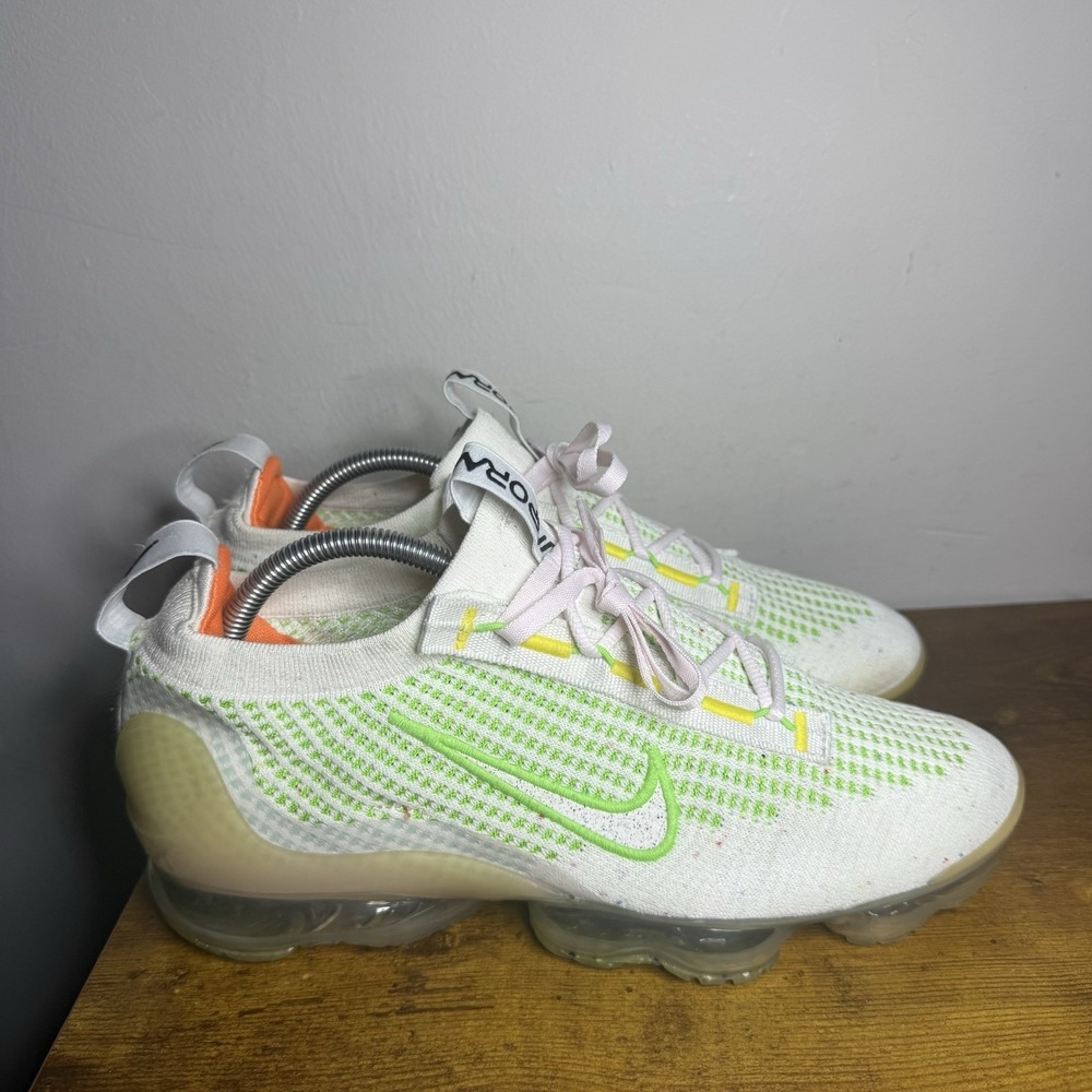 Nike Air Vapormax 2021 Flyknit Next Nature 'Feel Love' Sneakers Womens Size 11